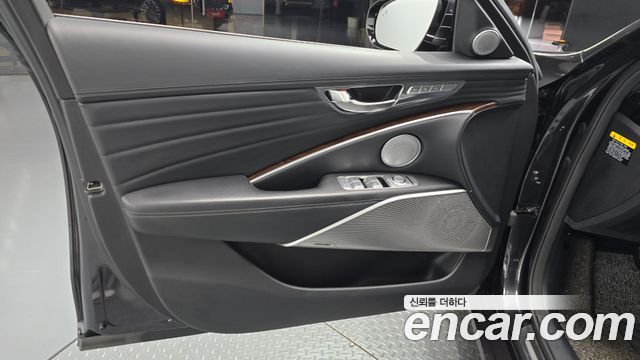 Kia K9 2021 — photo 14