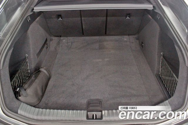 Audi A6 e-Tron 2025 — photo 18