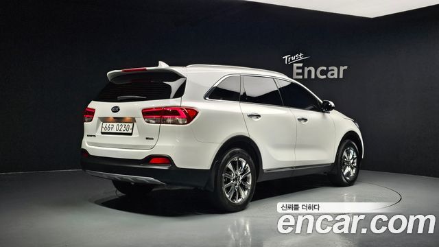 Kia Sorento 2017 — photo 2