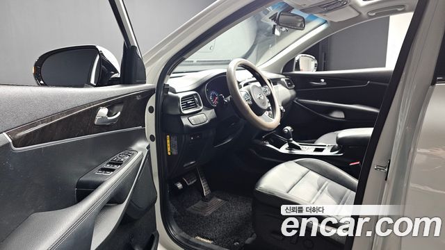 Kia Sorento 2017 — photo 13