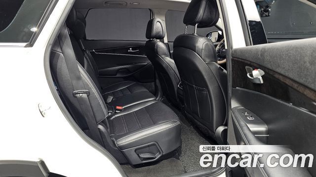Kia Sorento 2017 — photo 18