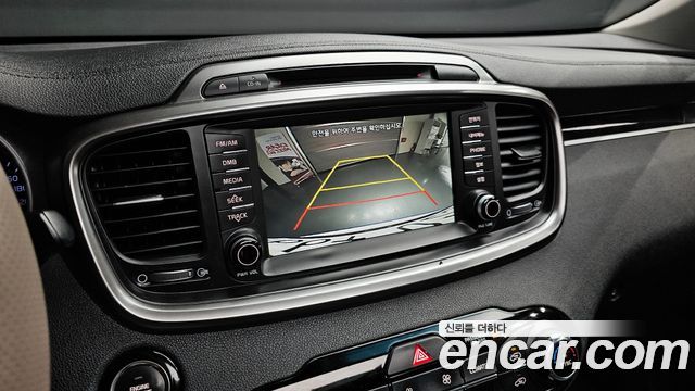 Kia Sorento 2017 — photo 21