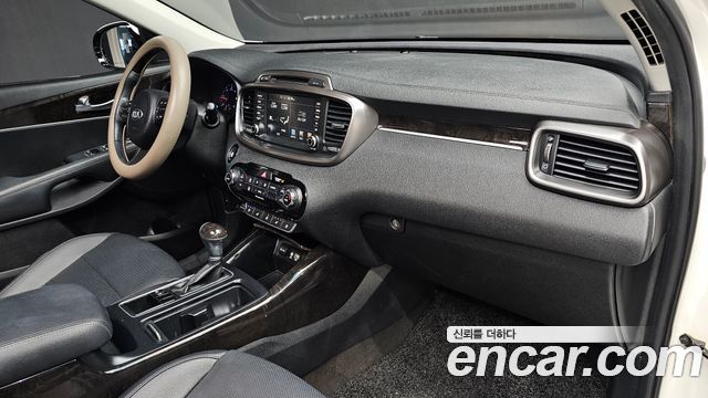 Kia Sorento 2017 — photo 29
