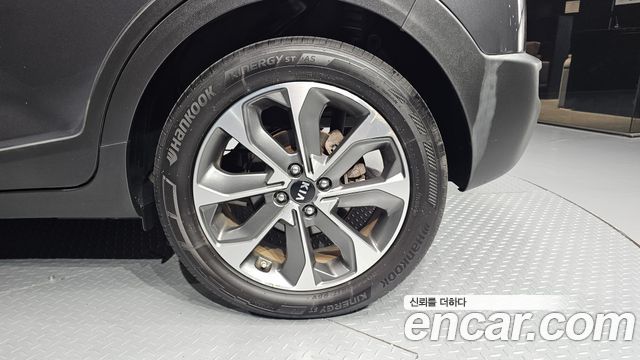 Kia Stonic 2018 — photo 7