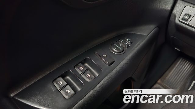 Kia Stonic 2018 — photo 29