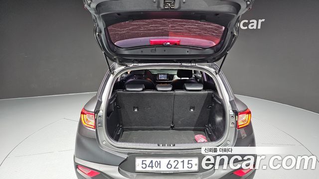 Kia Stonic 2018 — photo 30