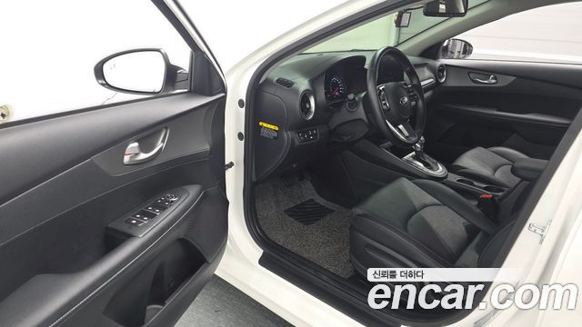 Kia K3 2019 — photo 13