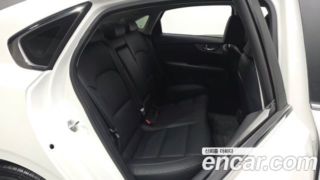Kia K3 2019 — photo 17