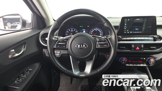 Kia K3 2019 — photo 18