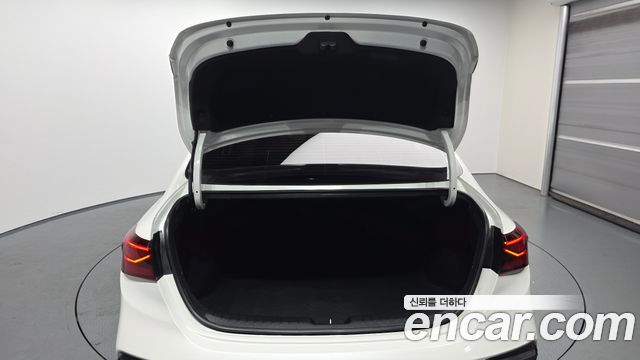 Kia K3 2019 — photo 26