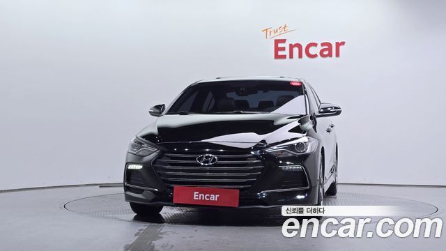 Hyundai AVANTE 2018 — photo 3