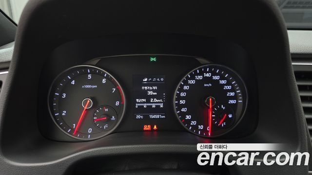 Hyundai AVANTE 2018 — photo 11
