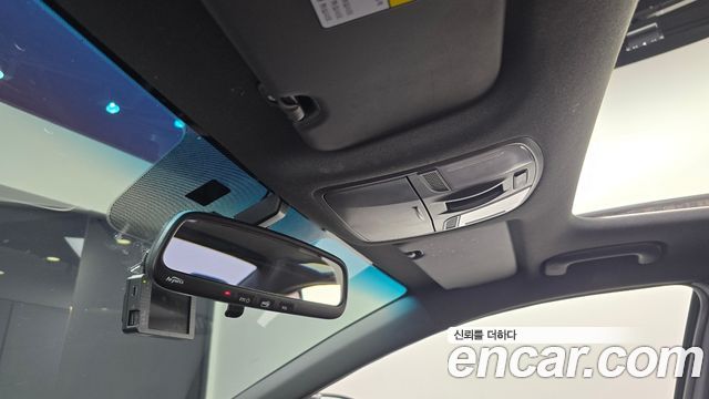 Hyundai AVANTE 2018 — photo 28
