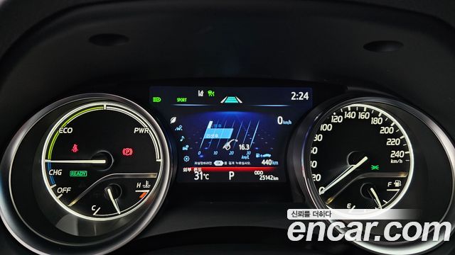 Toyota Camry 2024 — photo 11