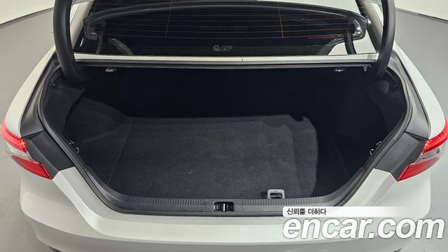 Toyota Camry 2024 — photo 22