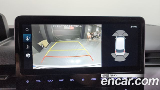 Hyundai Staria 2025 — photo 20