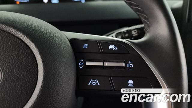 Hyundai Staria 2025 — photo 22