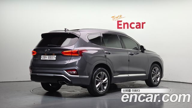 Hyundai Santafe 2019 — photo 2
