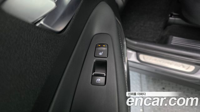 Hyundai Santafe 2019 — photo 25