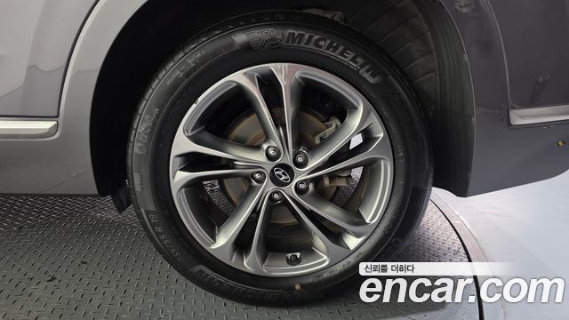 Hyundai Santafe 2019 — photo 7