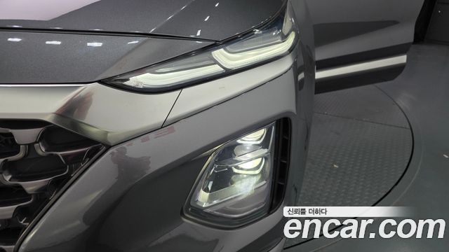 Hyundai Santafe 2019 — photo 8