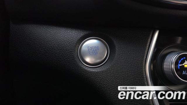 Hyundai Santafe 2019 — photo 29