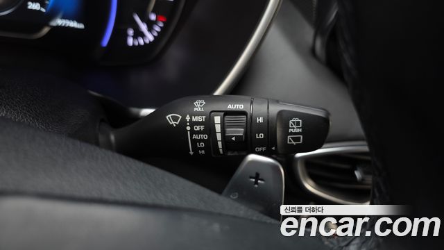 Hyundai Santafe 2019 — photo 30