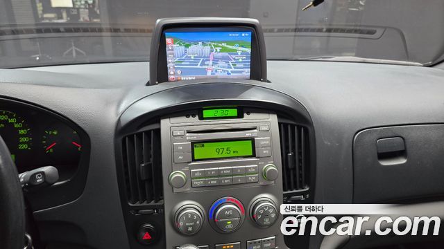 Hyundai Starex 2014 — photo 14