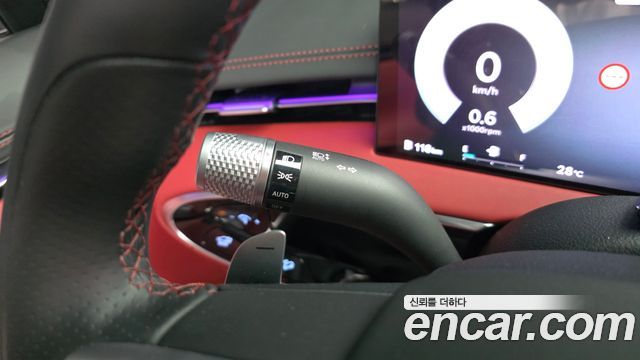 Genesis GV70 2025 — photo 30