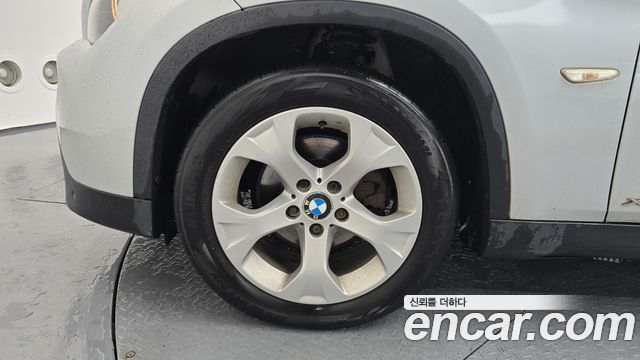 BMW X1 2010 — photo 5