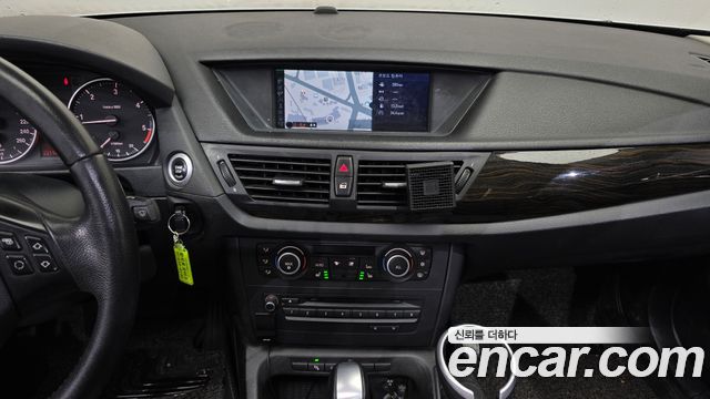 BMW X1 2010 — photo 14