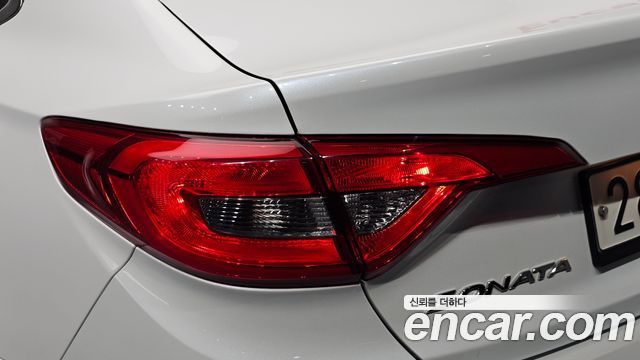 Hyundai Sonata 2016 — photo 9