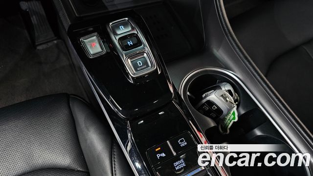 Hyundai Sonata 2022 — photo 12