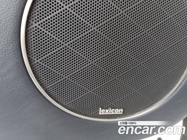 Genesis GV80 2020 — photo 18