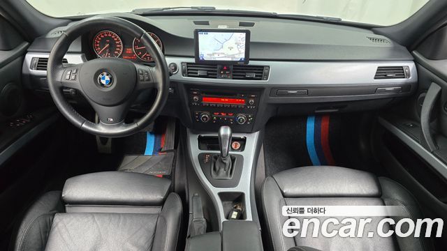 BMW 3-Series 2011 — photo 7