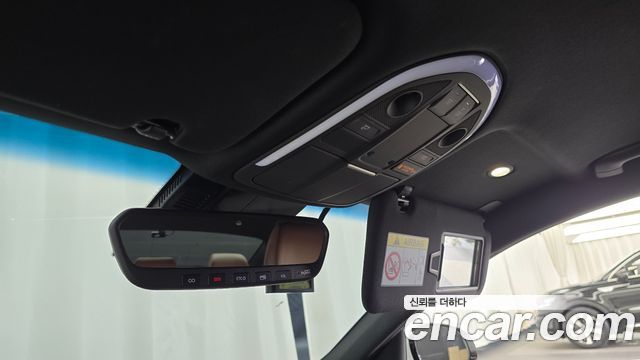 Genesis G70 2020 — photo 17