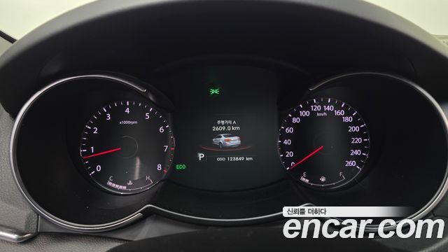 Kia K7 2012 — photo 8