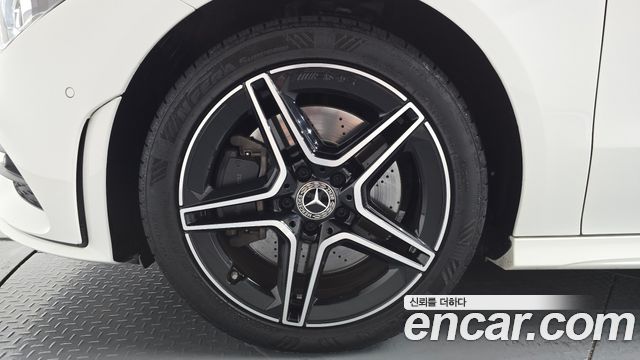 Mercedes-Benz CLA-Class 2020 — photo 5