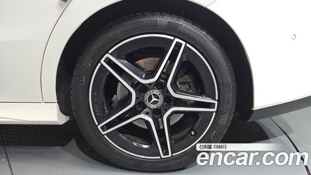 Mercedes-Benz CLA-Class 2020 — photo 7