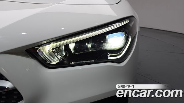 Mercedes-Benz CLA-Class 2020 — photo 8