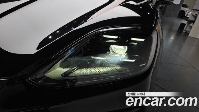 Porsche Cayenne 2025 — photo 8
