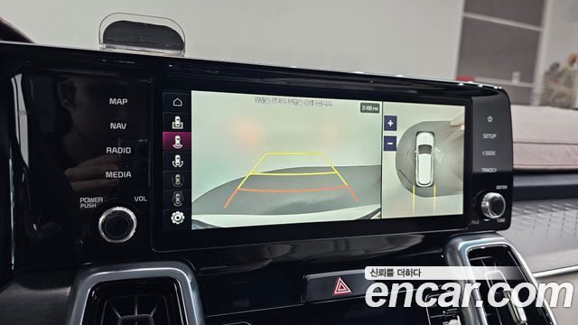 Kia Sorento 2023 — photo 15