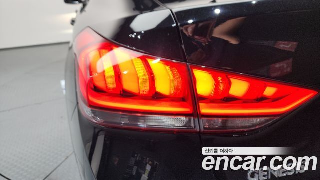Hyundai Genesis 2014 — photo 9
