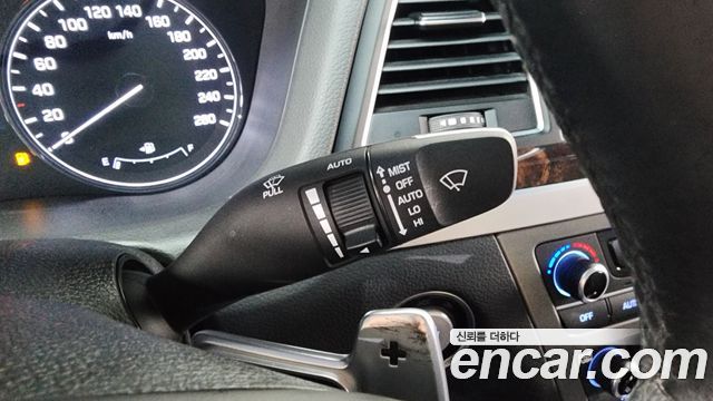 Hyundai Genesis 2014 — photo 29