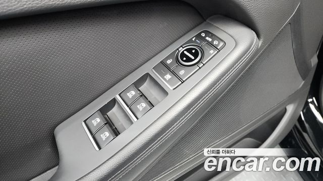 Hyundai Genesis 2014 — photo 30