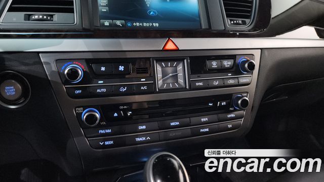 Hyundai Genesis 2014 — photo 32