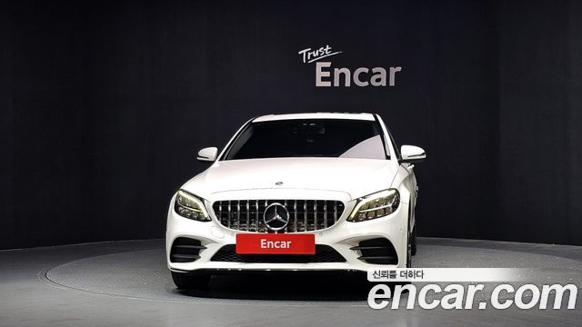 Mercedes-Benz C-Class 2019 — photo 3