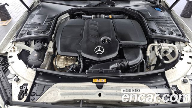Mercedes-Benz C-Class 2019 — photo 6