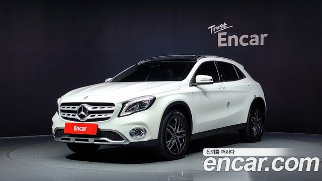 Mercedes-Benz GLA-Class 2019 — photo 1