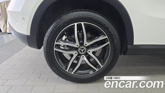 Mercedes-Benz GLA-Class 2019 — photo 5